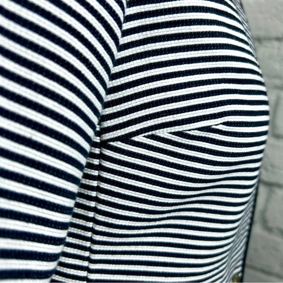Black and White Stripe Suit Coat Business Jacket Ladies Work Talbots 2P Blazer - Picture 5 of 10